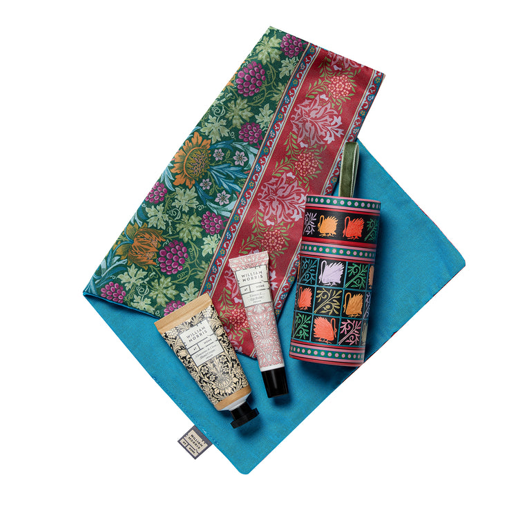 Alternative view of William Morris Festive use and reuse fabric cracker