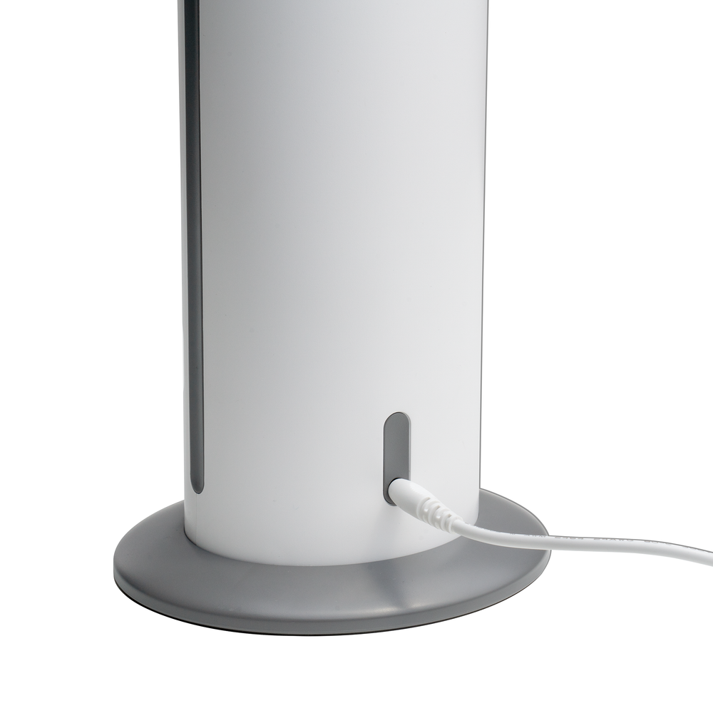 Power cable in light socket