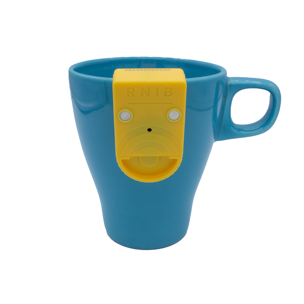 Front view of liquid level indicator fixed on a blue cup