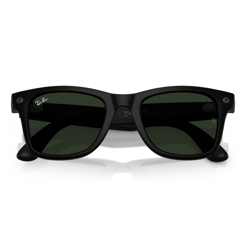 Ray-Ban Wayfarer sunglasses with a matte black frame and dark green lenses, shown from the front on a white background.