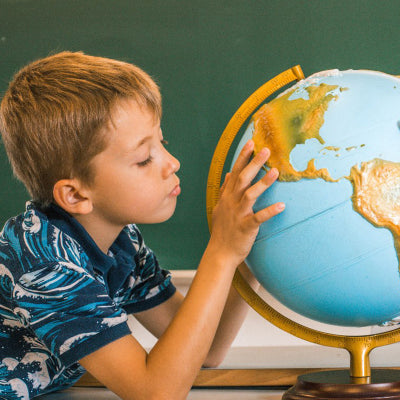 Alternative view of Tactile talking globe