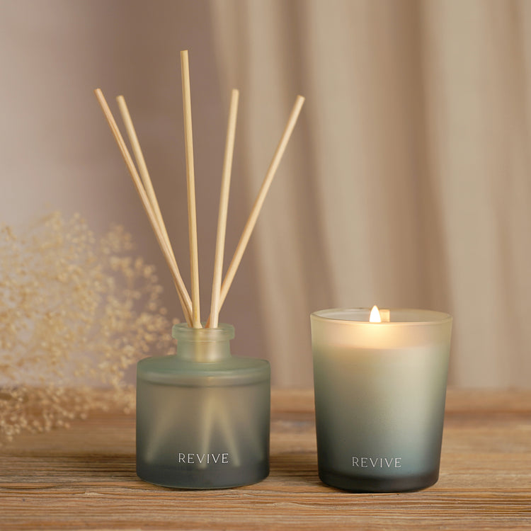 Alternative view of Serenity Revive candle and diffuser (orange, jasmine and saffron)
